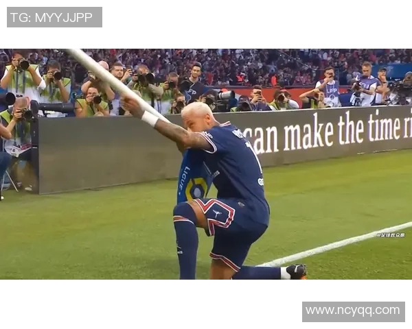 聚焦足球球星赛场瞬间 透过镜头捕捉运动员的精彩表现与激情岁月