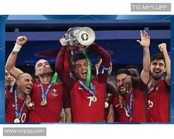 足球传奇闪耀赛场，世界级球星集结呈现精彩对决与荣耀时刻